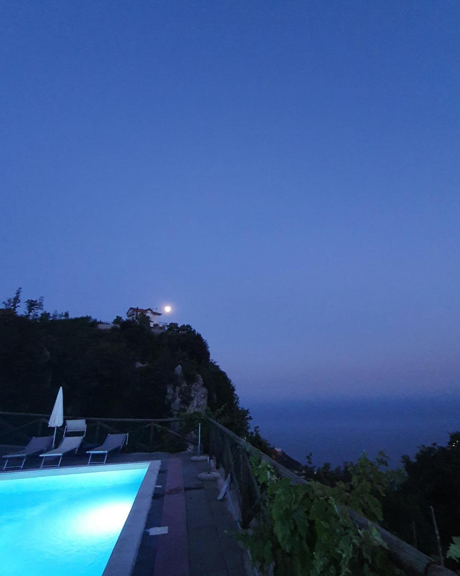 La Cicogna Bed & Breakfast Agerola Bagian luar foto